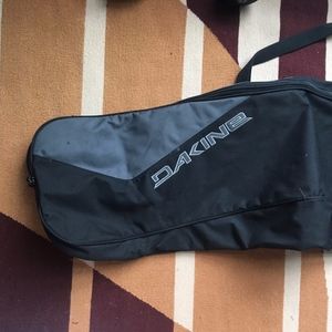 Dakine 165 CM/65 inch Snowboarding Bag